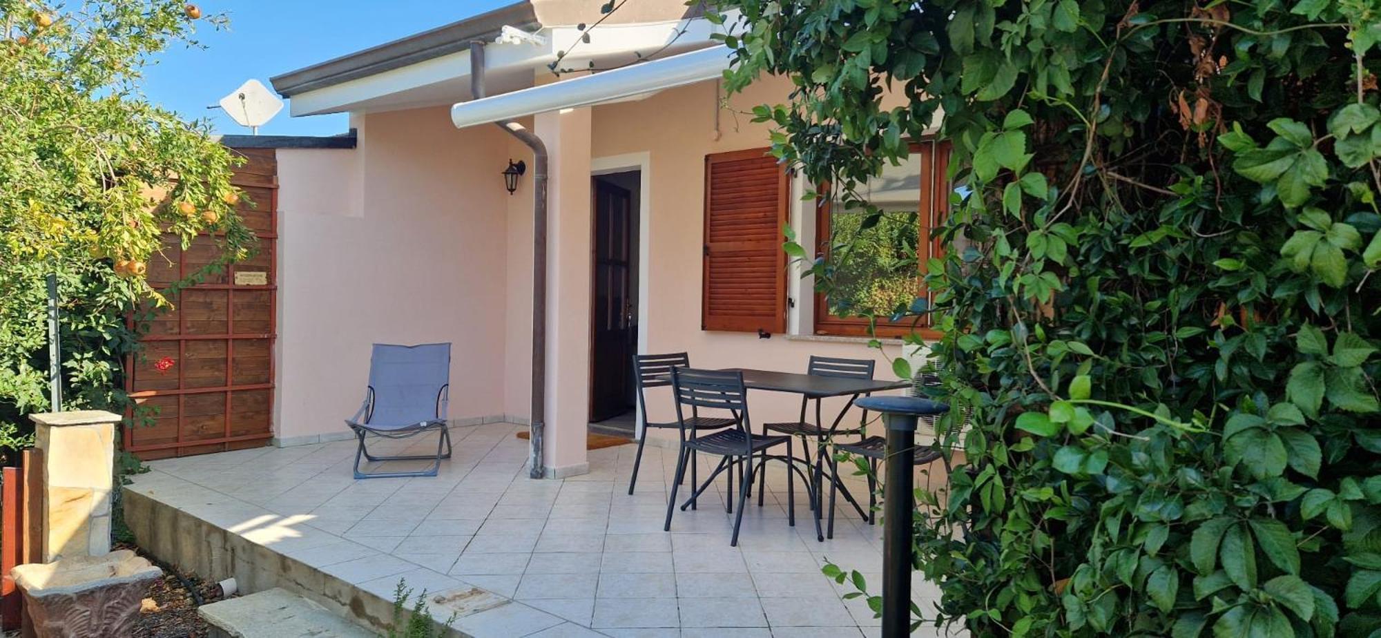 Casa Vacanza Mamaioa SantʼAnna Arresi Esterno foto